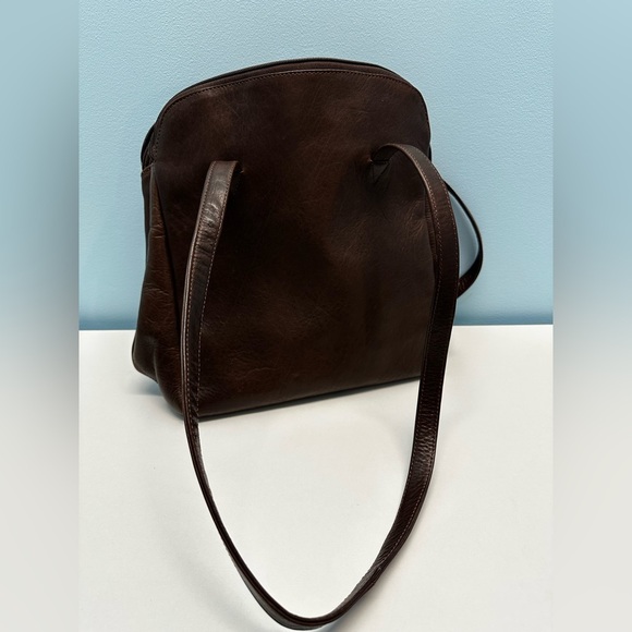Women’s Wilson Brown Genuine Leather Over The Shoulder Handbag Purse Pockets - Picture 2 of 9